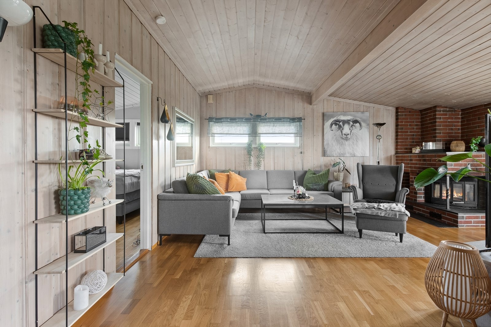 Dette er den delen som ble tilbygget i 1977 med stue og et soverom. Galleribilde