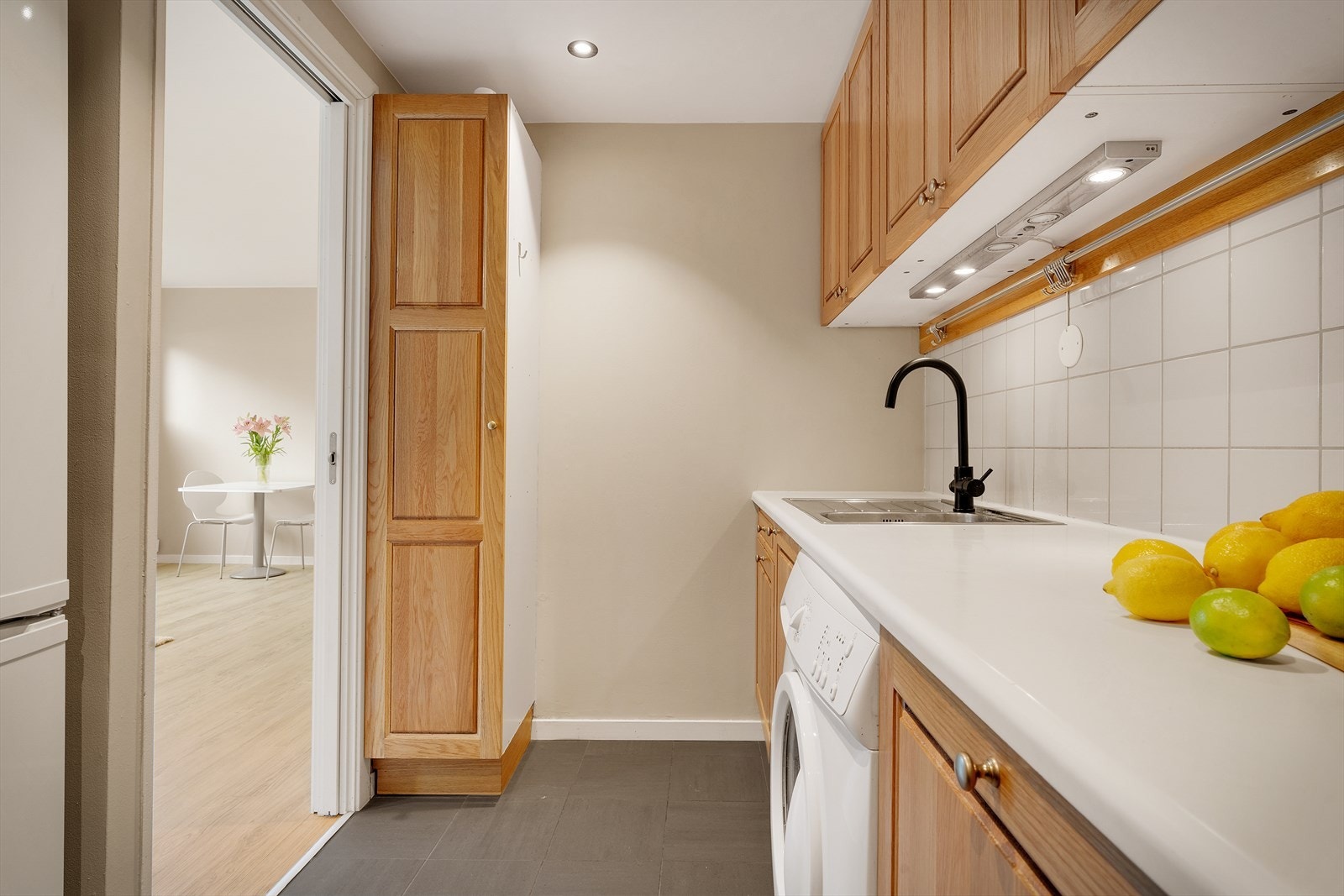 - Merk downlights i tak - Galleribilde