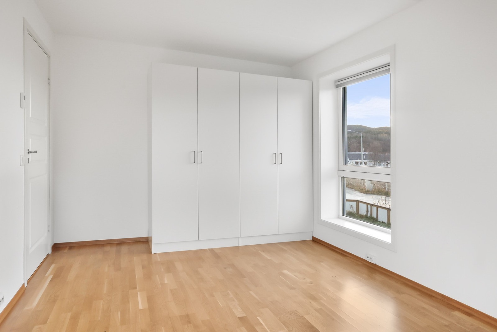 Leiligheten er utstyrt med 2 soverom. Hoversoverommet er av fin størrelse. Galleribilde