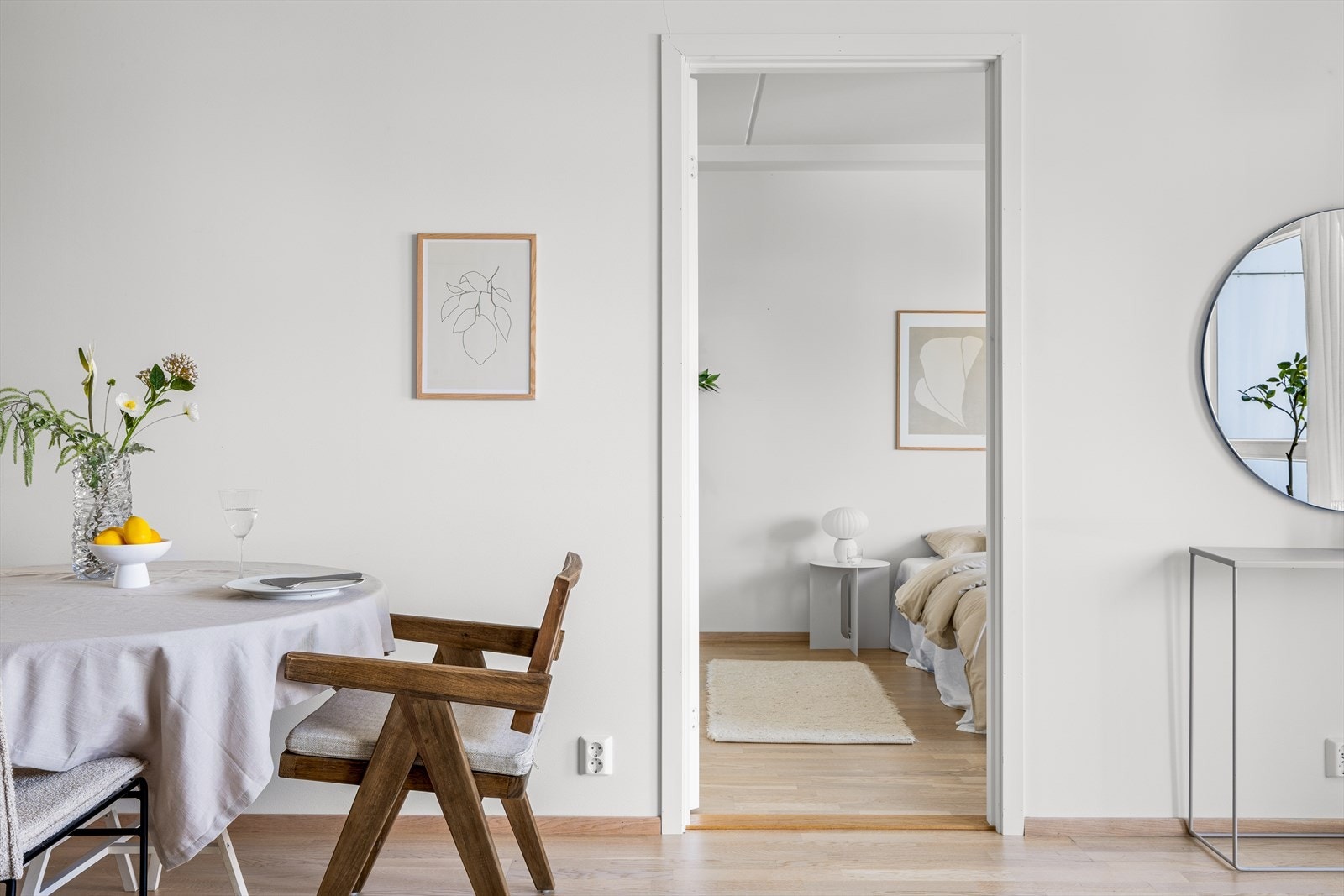 Det er også fint plass til spisestue i praktisk tilknytning til kjøkkensonen. Galleribilde