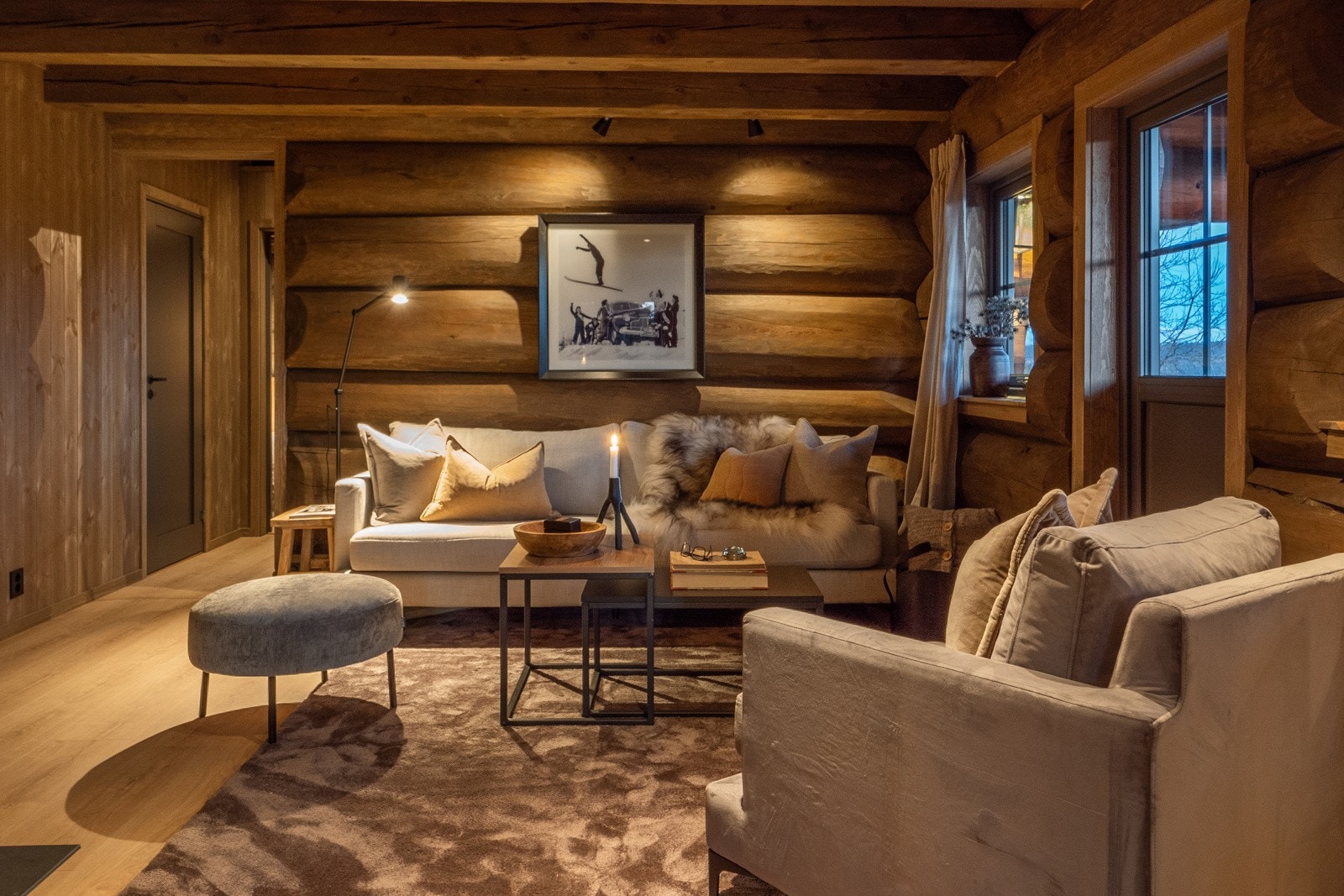 Solide materialvalg skaper en varm atmosfære Galleribilde