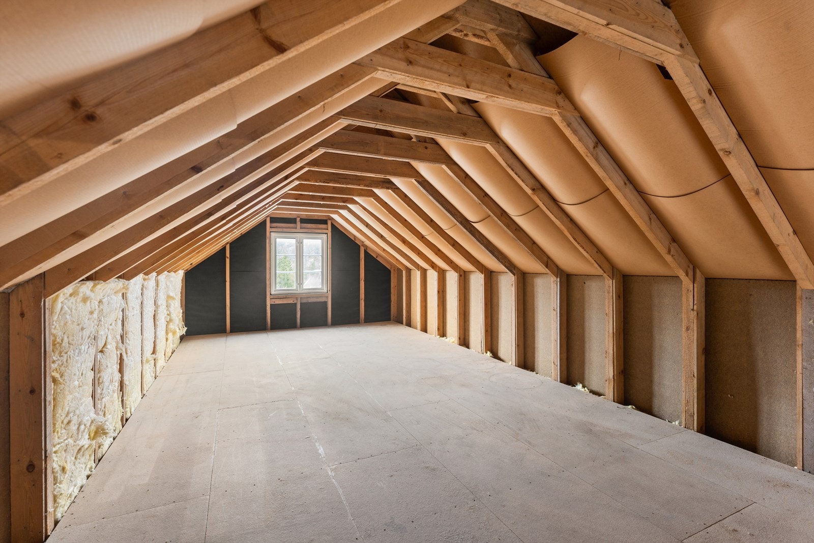 Loft over garasje Galleribilde