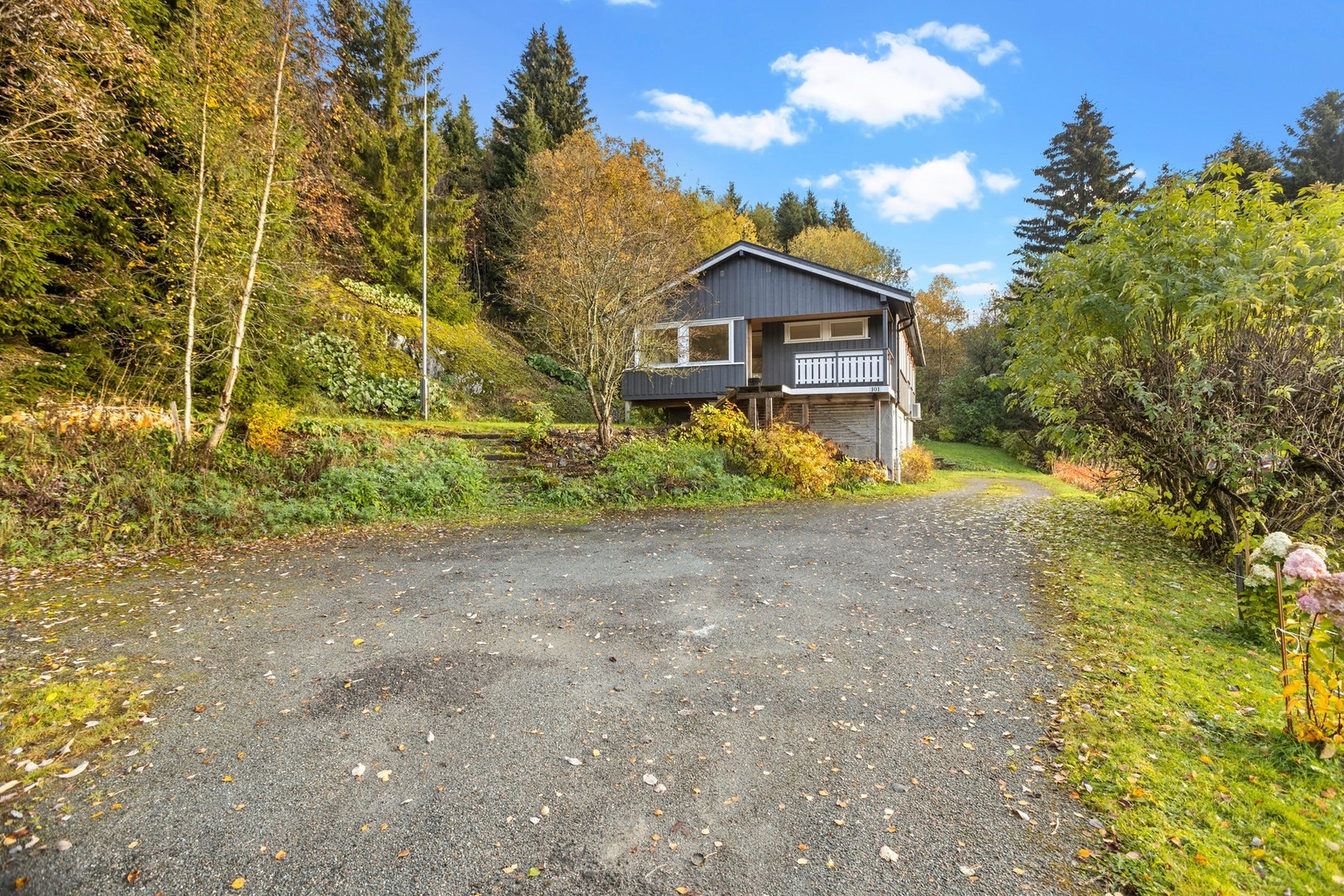 Gårdsplass Galleribilde