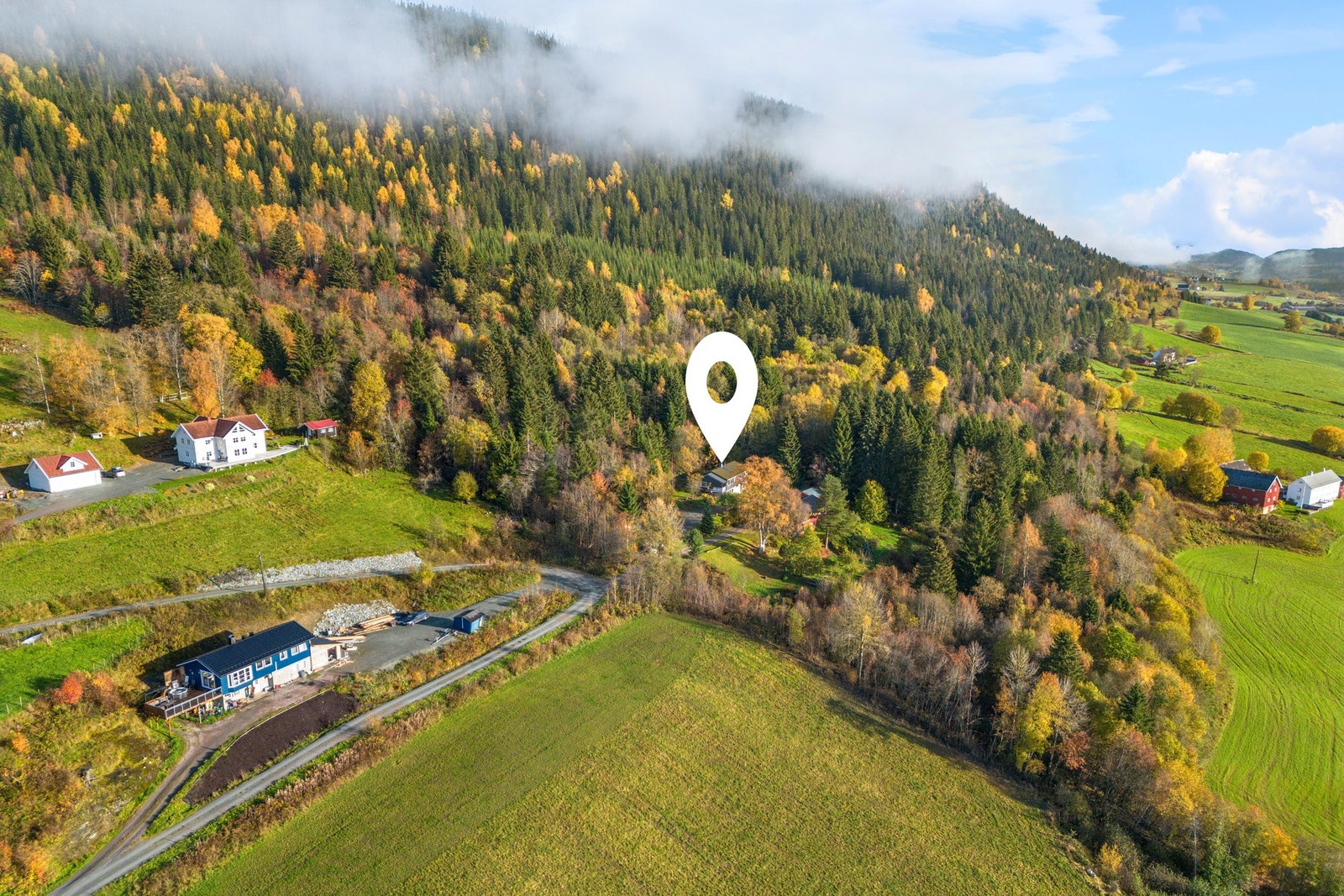 Boligen er delvis oppgradert med kledning, og de fleste vinduer og dører er fra 2014 Galleribilde