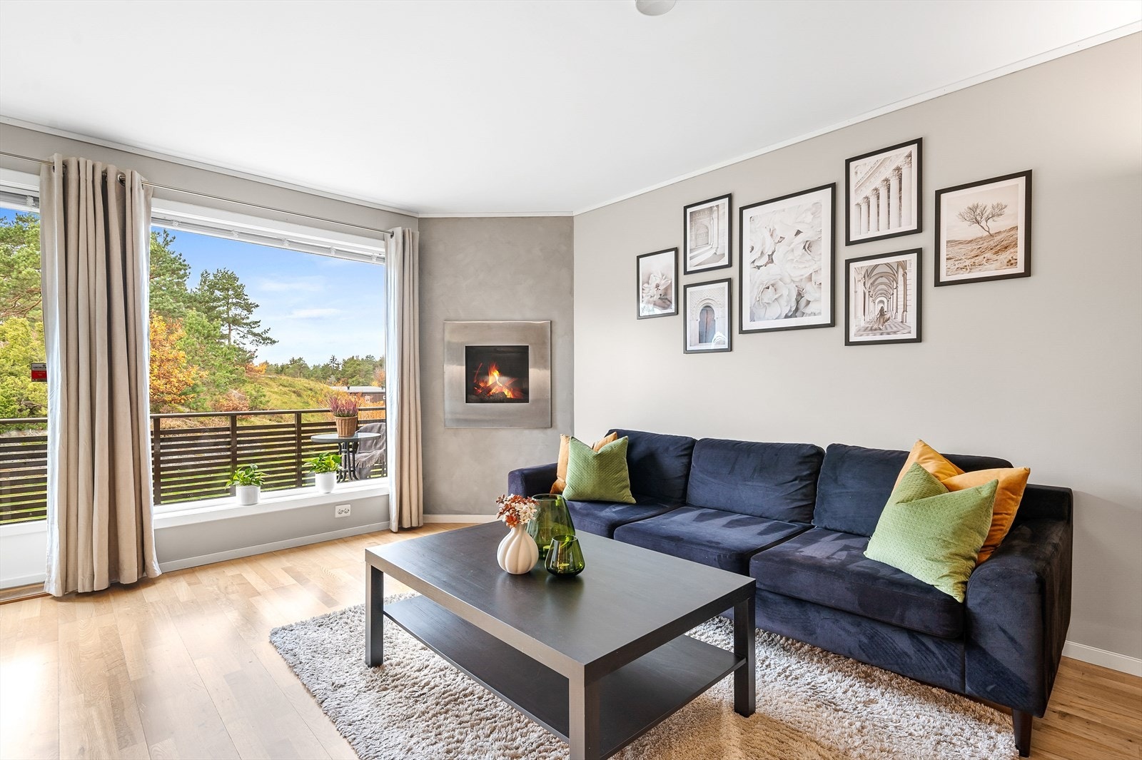 God intern beliggenhet i populært nabolag Galleribilde