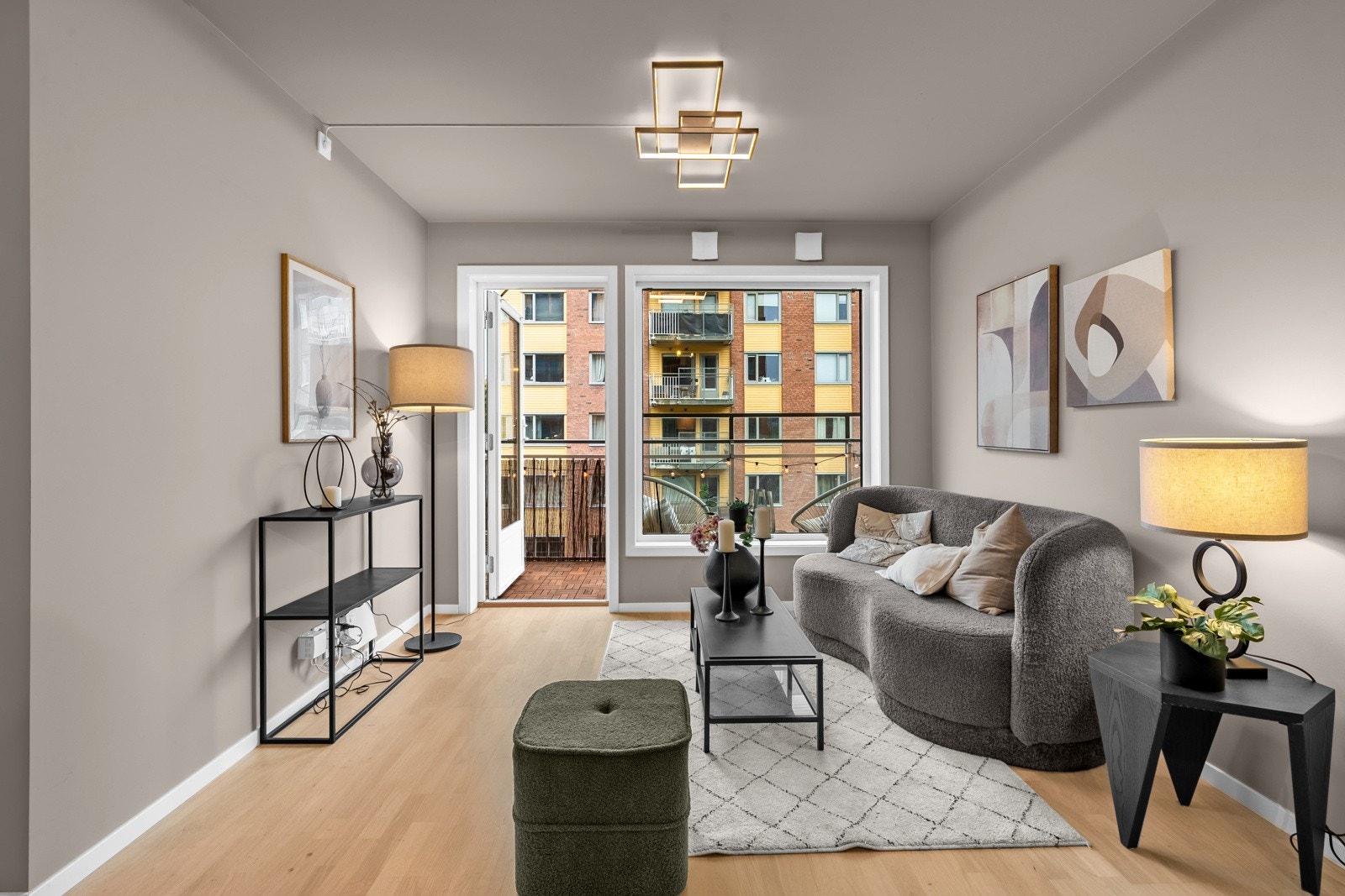 Flott 3-roms med separat 2-roms utleiedel! Galleribilde