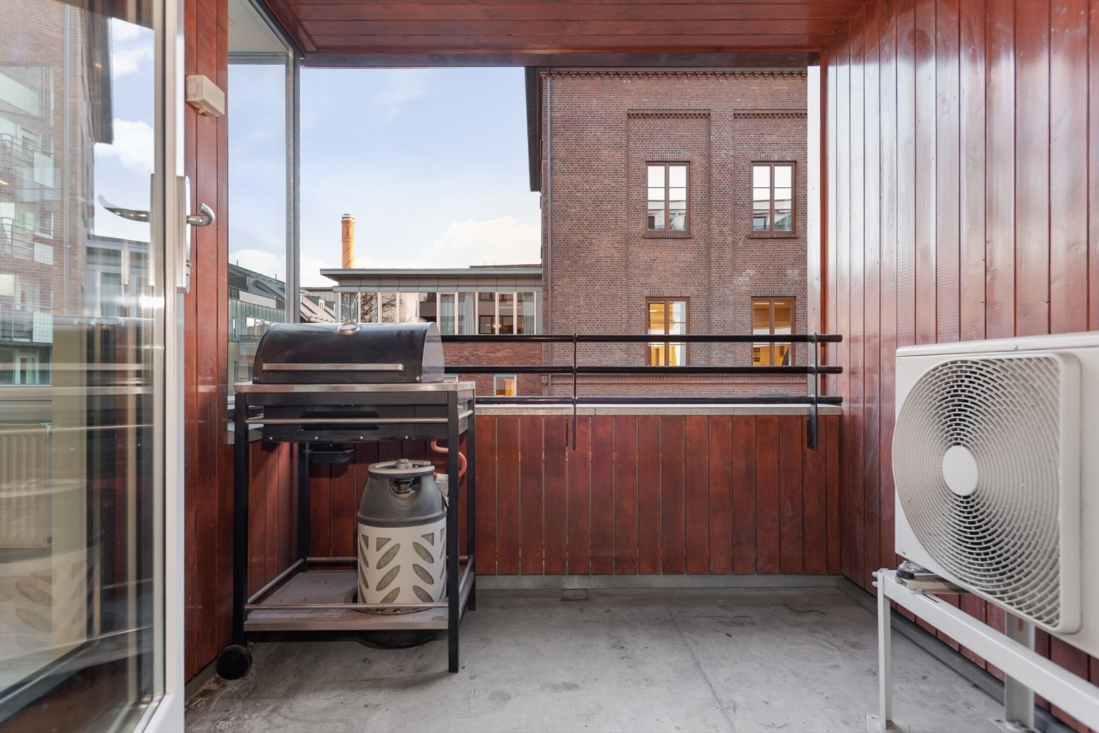 Denne balkongen måler 5 kvm. Galleribilde