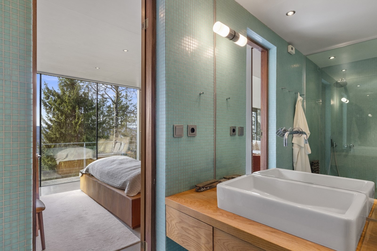 En-suite bad Galleribilde