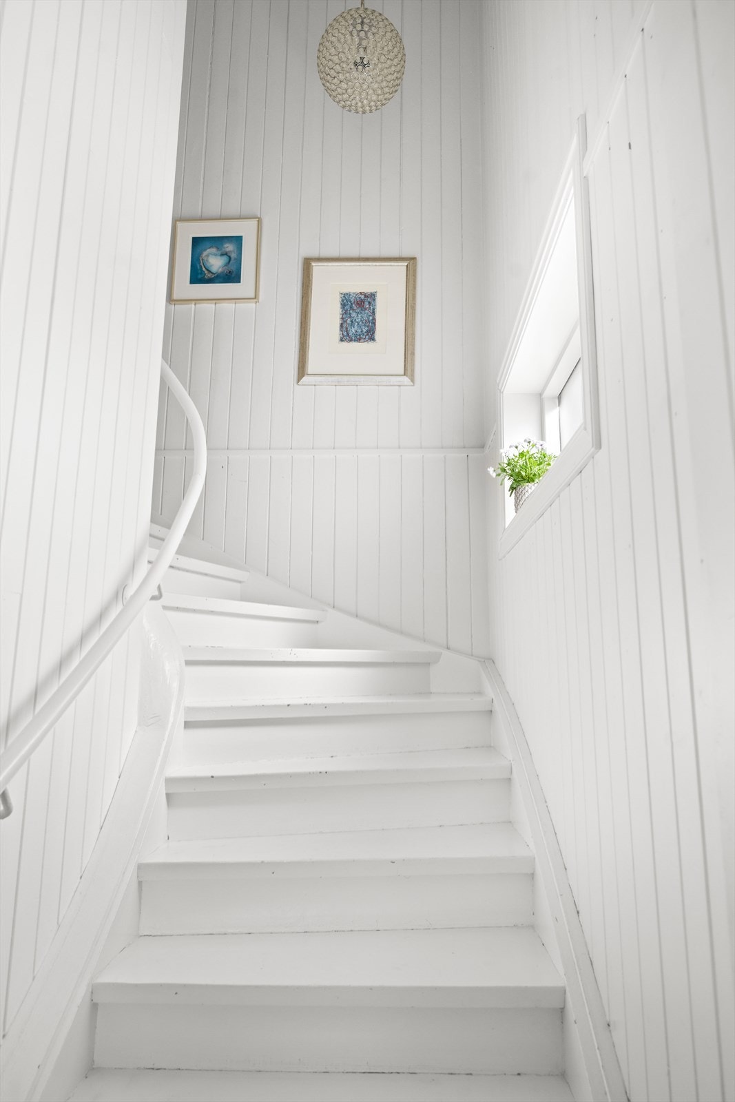 Trapp opp til 2. etasje Galleribilde