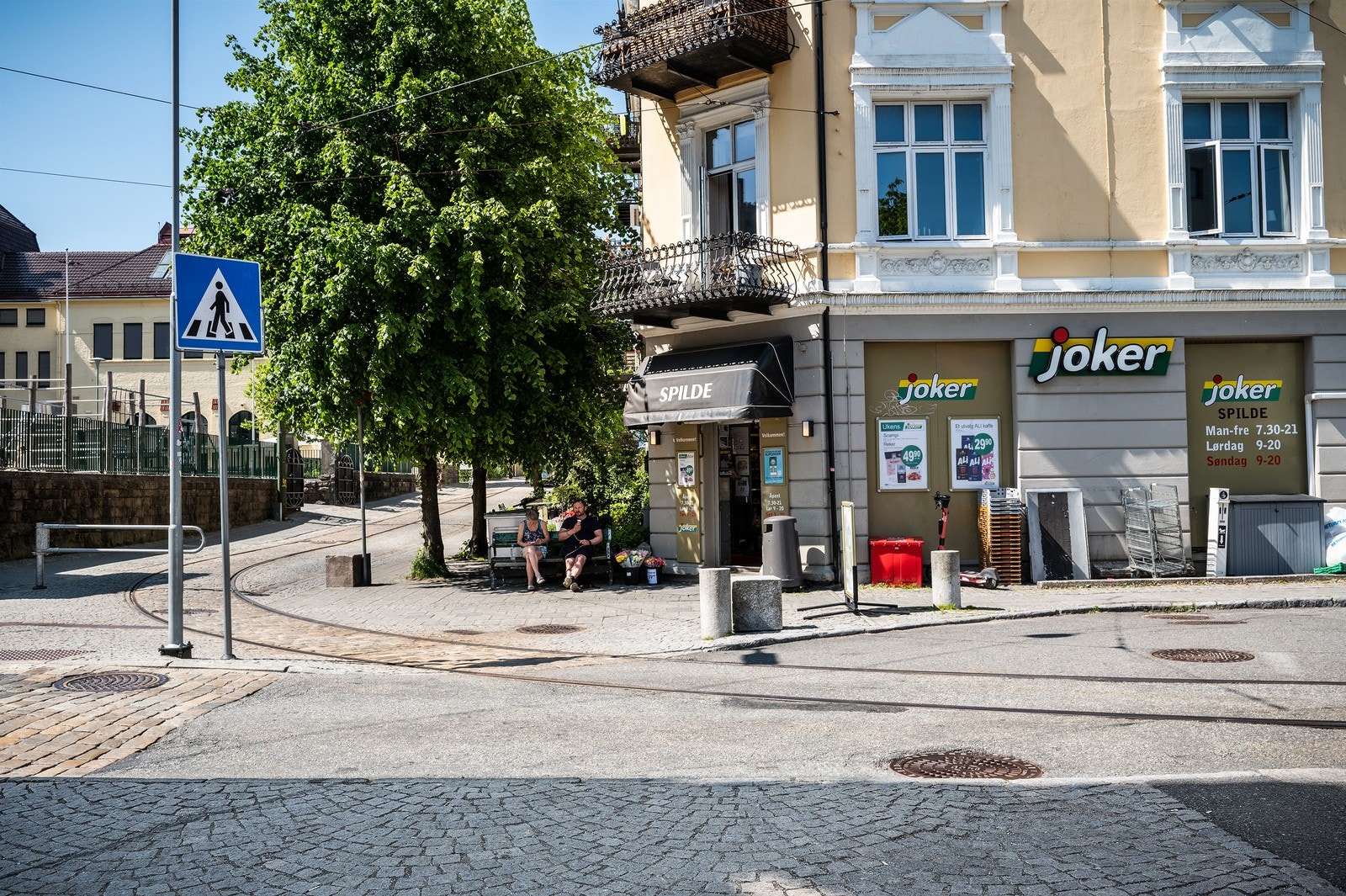 - Søndagsåpne Joker ligger bare 2 minutters gange fra leiligheten - Galleribilde