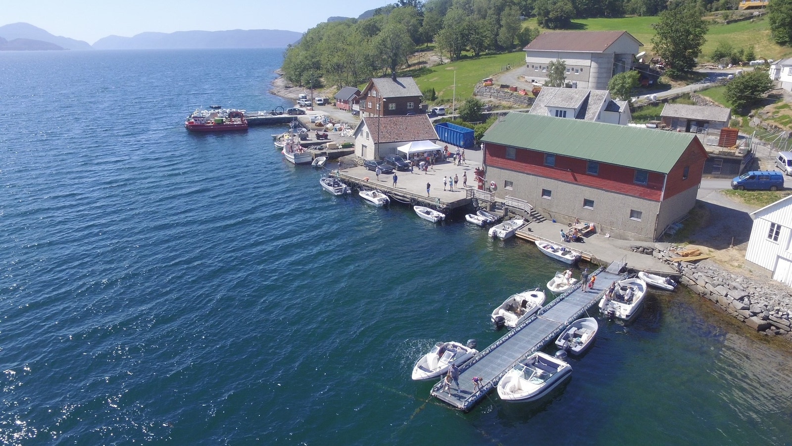 Landhandel- Matkroken Imsland på kaien har åpent hele året Galleribilde