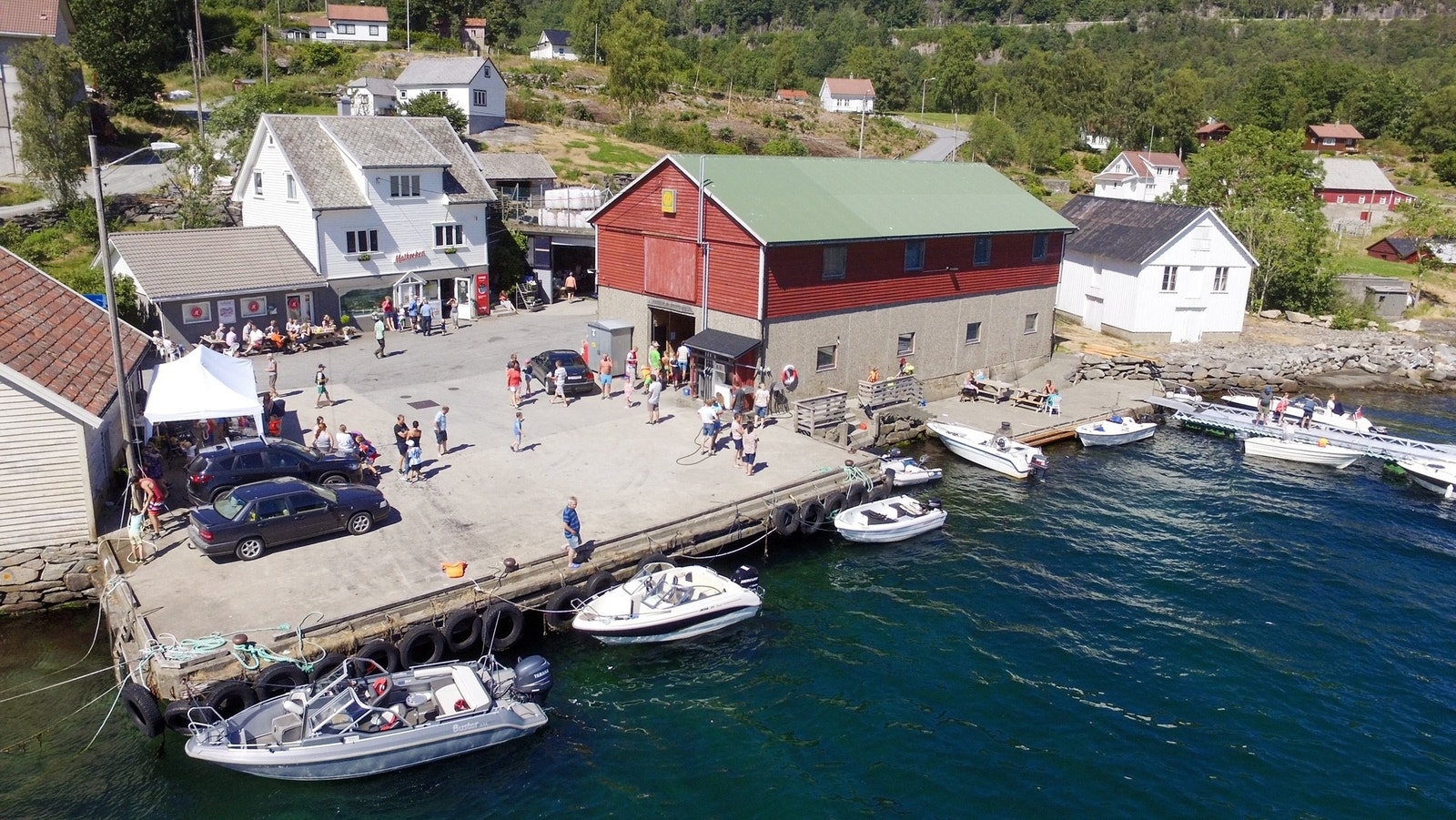 Landhandel- Matkroken Imsland på kaien har åpent hele året Galleribilde