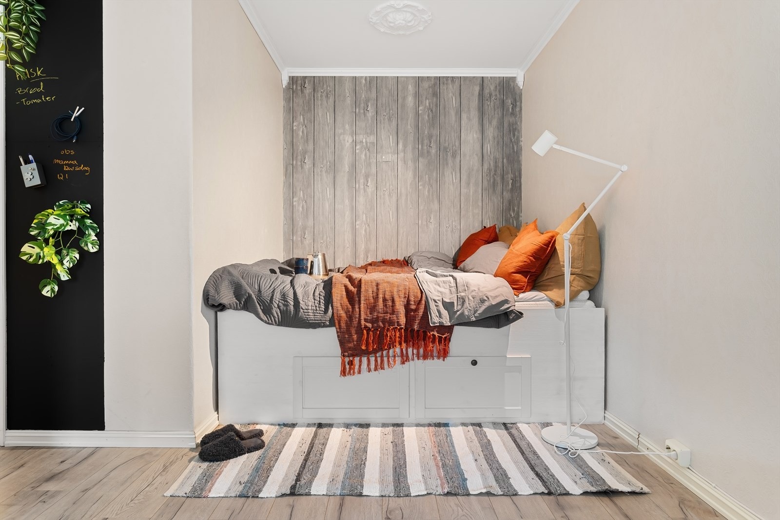 Flere av de som har bygget om denne til 2-roms har hatt tv-krok her inne Galleribilde