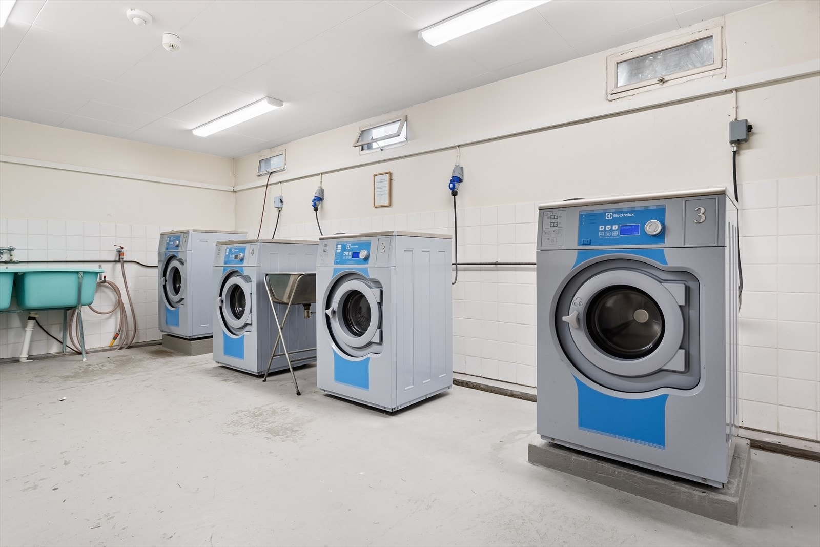 I kjelleren er det industrielle vaskmaskiner og tørketromler som er gratis å bruke Galleribilde