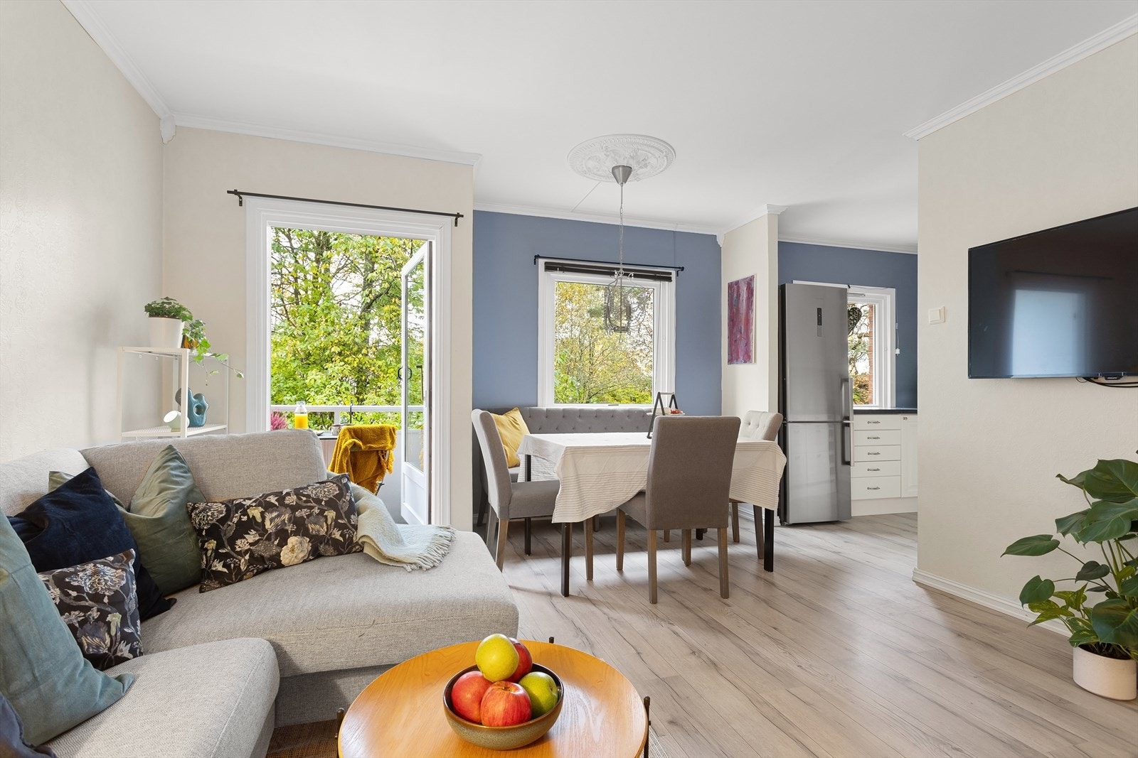 Boligen har slette overflater Galleribilde