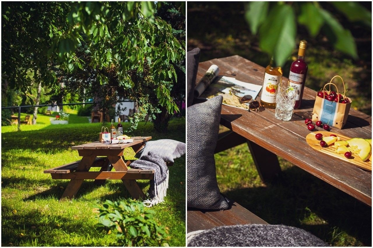 Det er hyggelig fellesområder i borettslaget med krakker ol Galleribilde