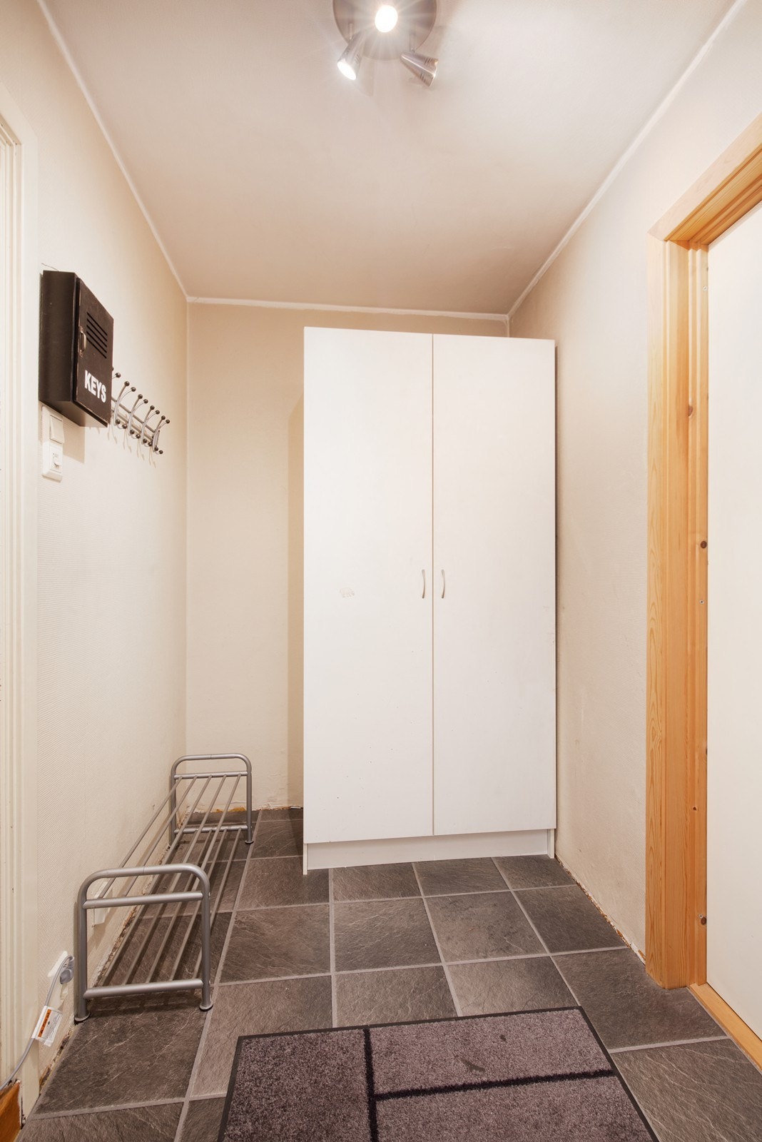 Gang/entré med oppbevaringsmuligheter Galleribilde