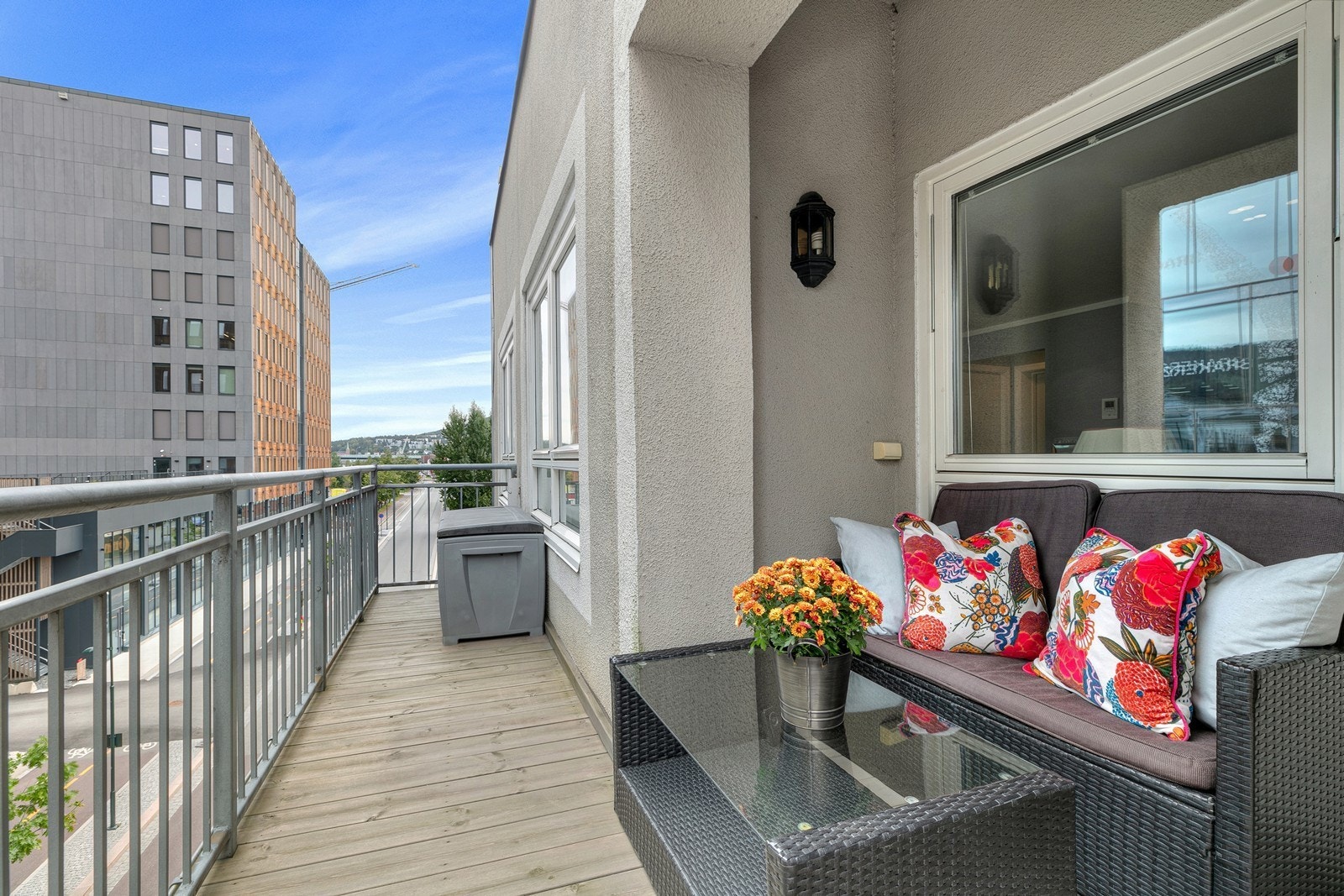 Balkongen er delvis takoverbygd Galleribilde