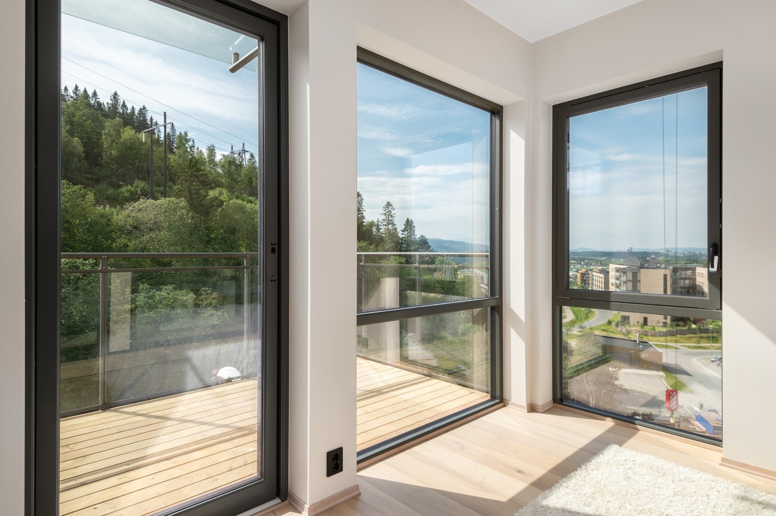 Store vindusflater hovedsoverom Galleribilde