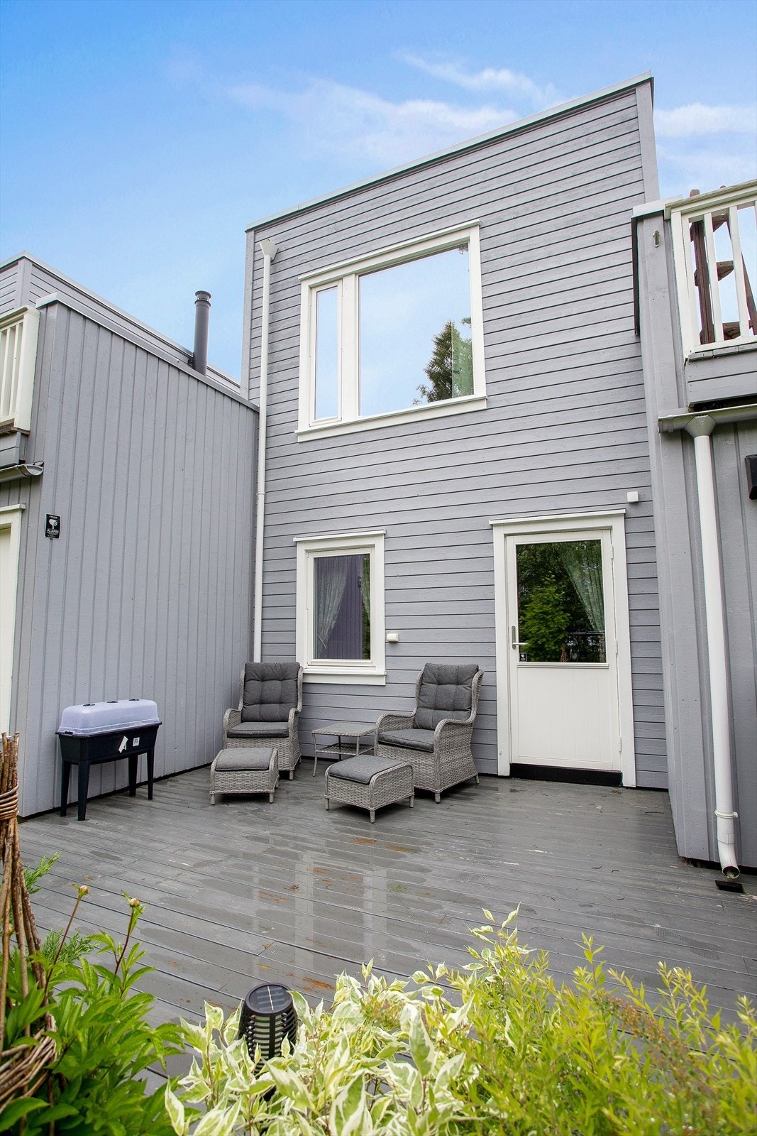 Her har du god plass til utemøblement. Galleribilde