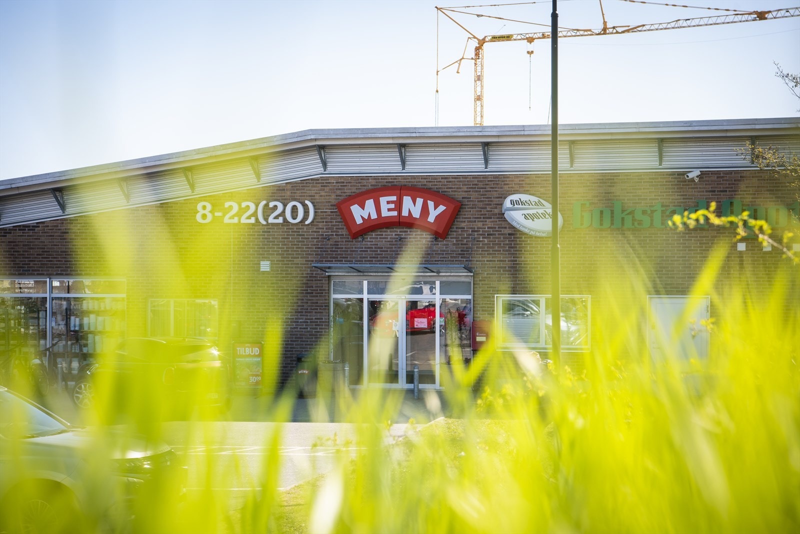 Få minutters kjøring til nærmeste matbutikk. Galleribilde