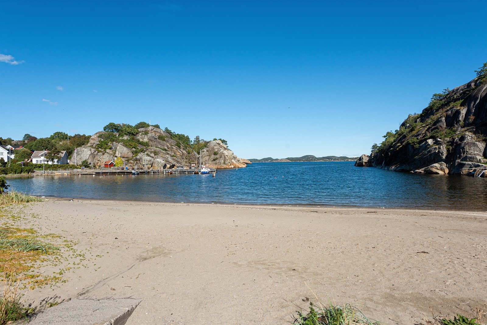Flere flotte strender i nærområdet. Galleribilde