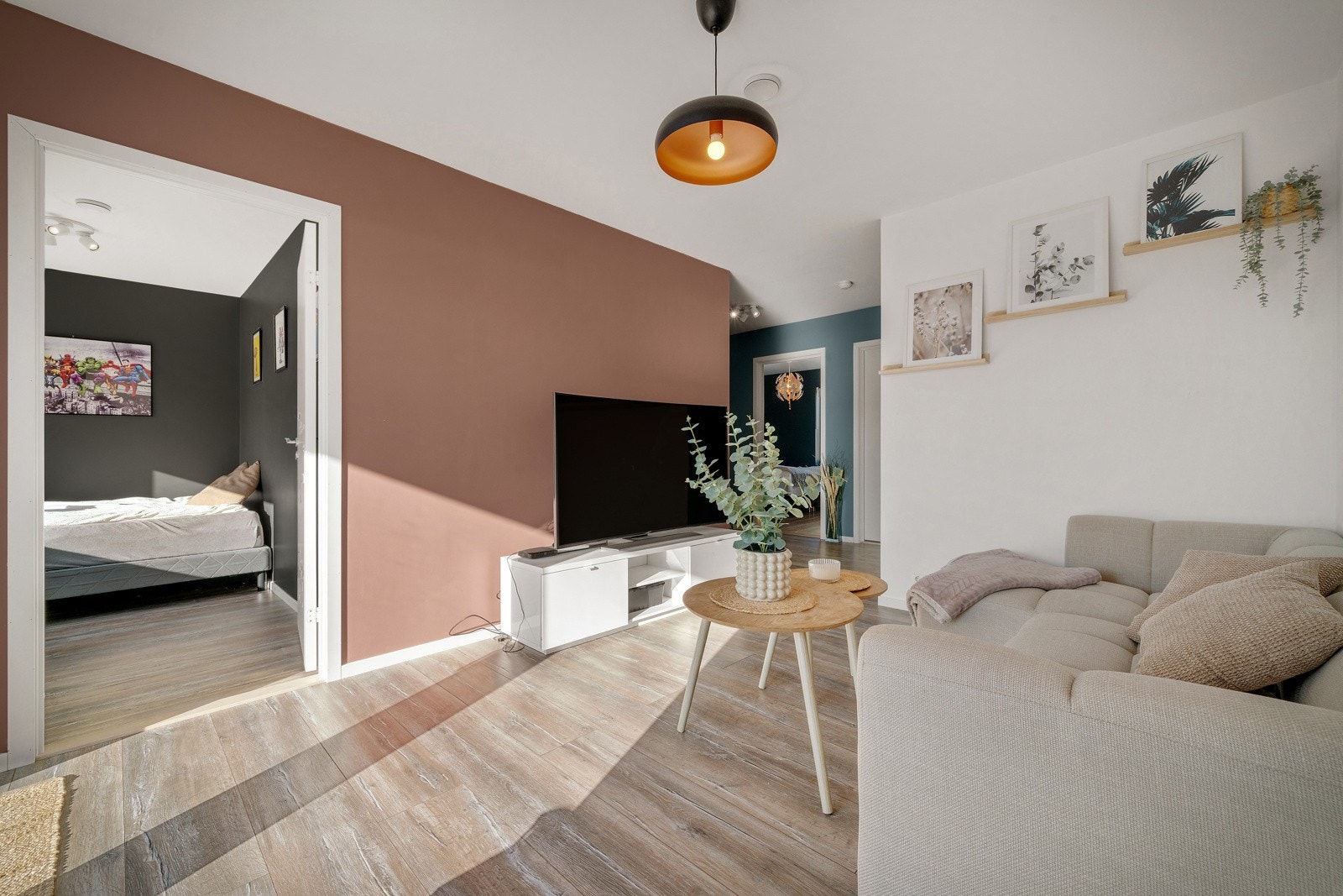 1.etg. er videre innredet med tre gode soverom Galleribilde