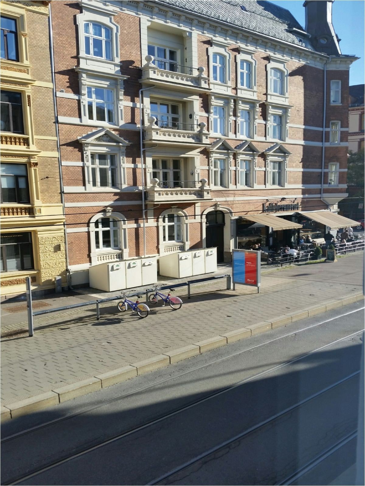 Fra leiligheten er det trivelig utsikt mot Elisenberg Galleribilde