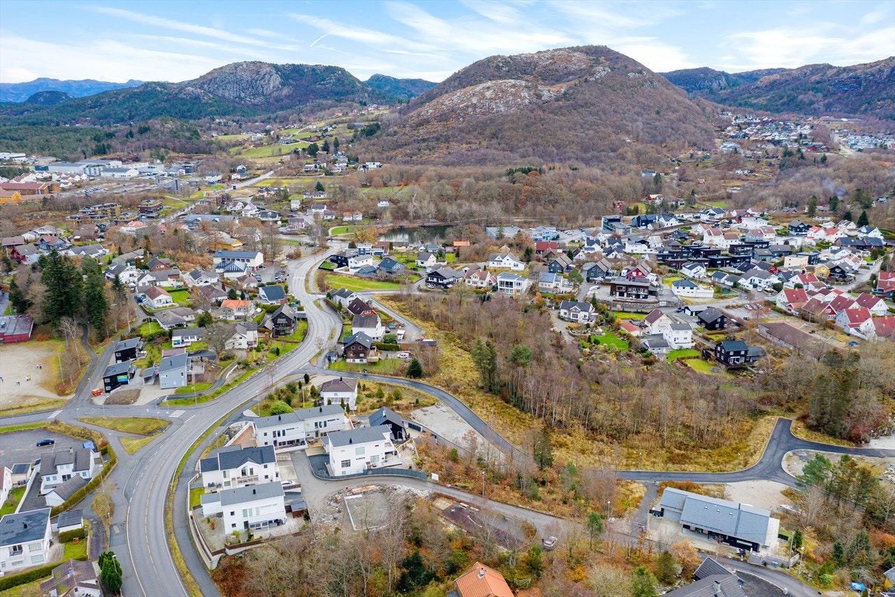 Flott tomt på 656 m² m/attraktiv og barnevennlig beliggenhet. Galleribilde