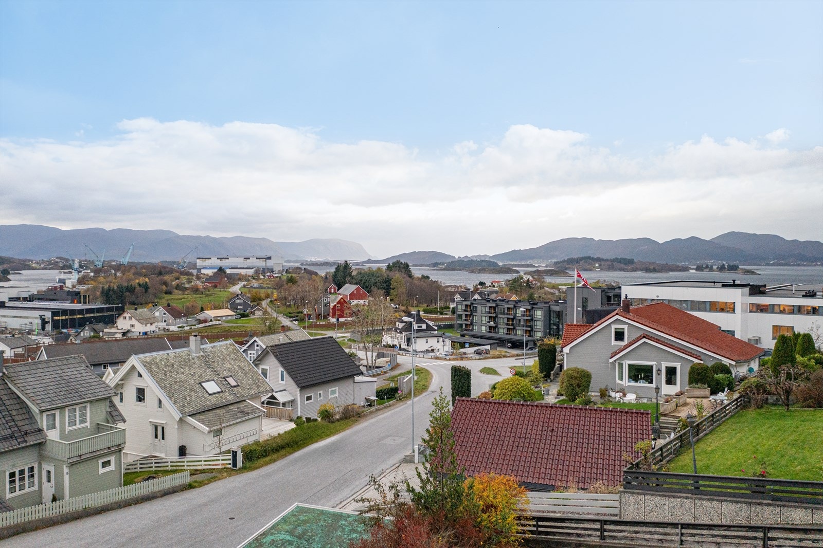 Tomten vil ha flott utsikt og gode solforhold Galleribilde