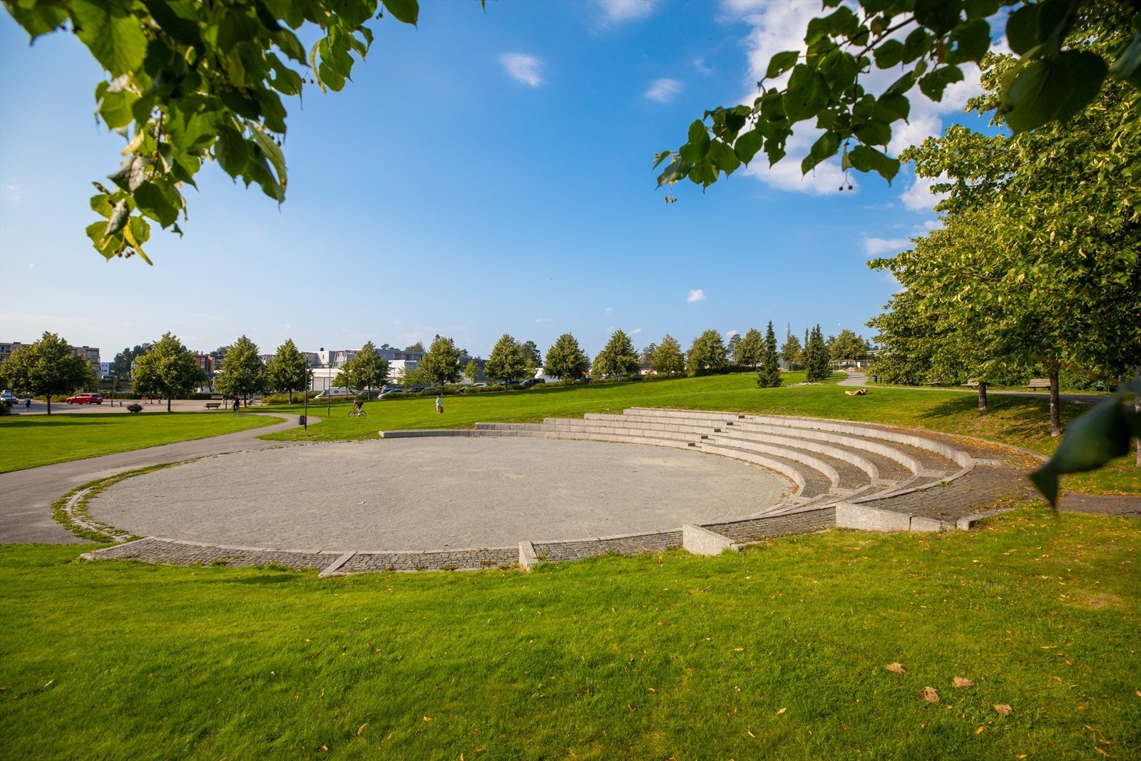 Jessheim parkanlegg! Galleribilde