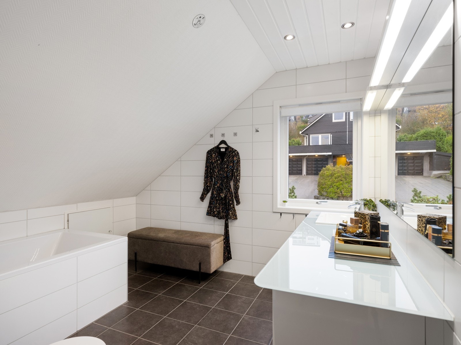 Lekkert, helfliset bad Galleribilde