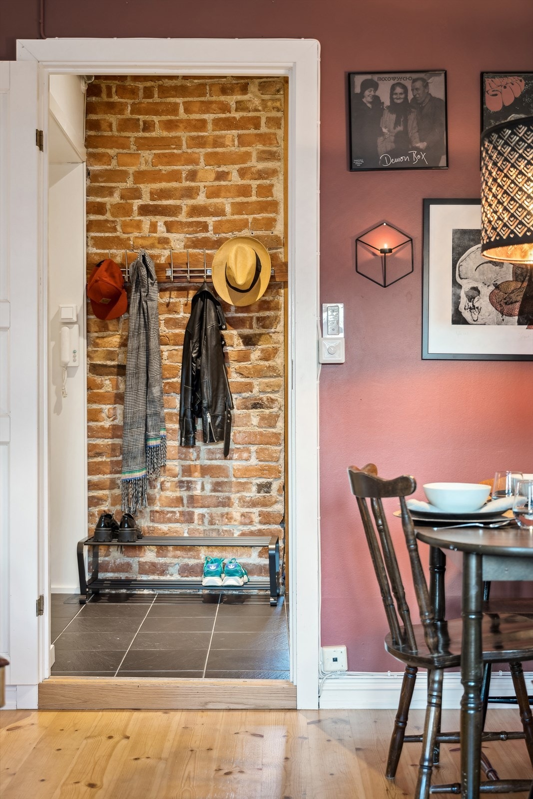 Videre kommer man inn i stuen. Galleribilde