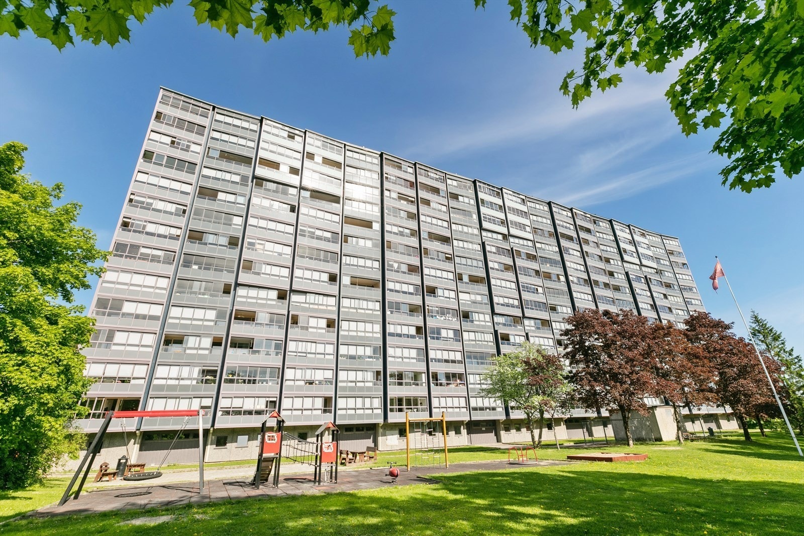 Ammerudgrenda 4-er blokka.jpg Galleribilde