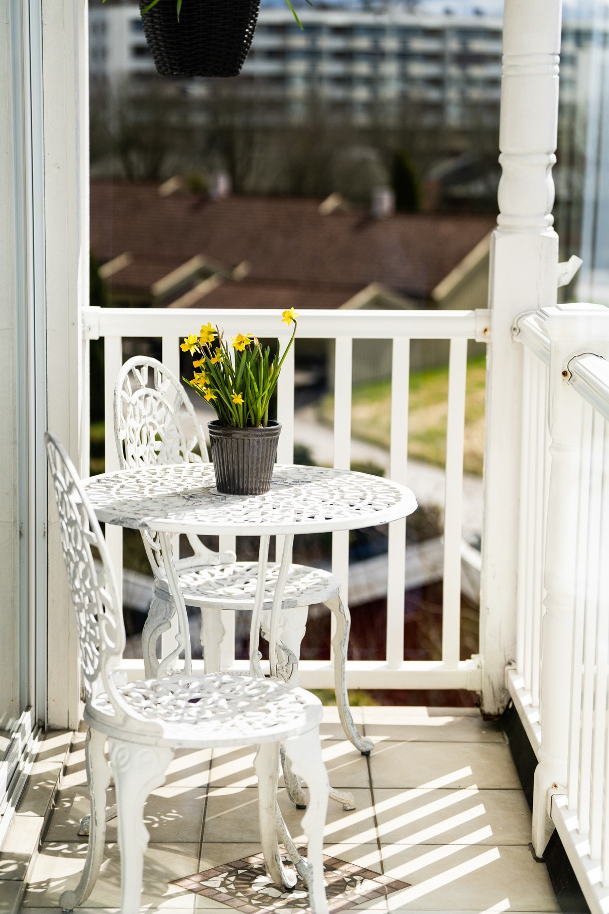 Koselig liten balkong ved stuen på 3 m² Galleribilde