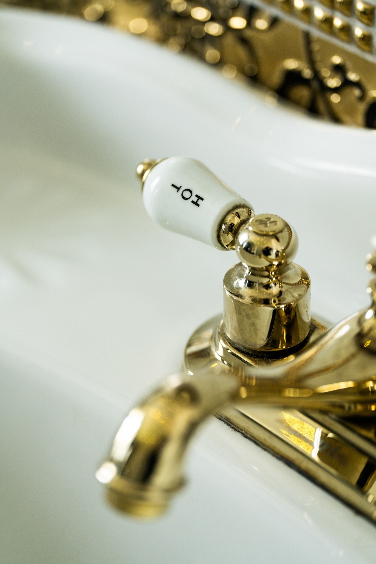 Vakkert flislagt bad fra 2008-10 med unike detaljer Galleribilde