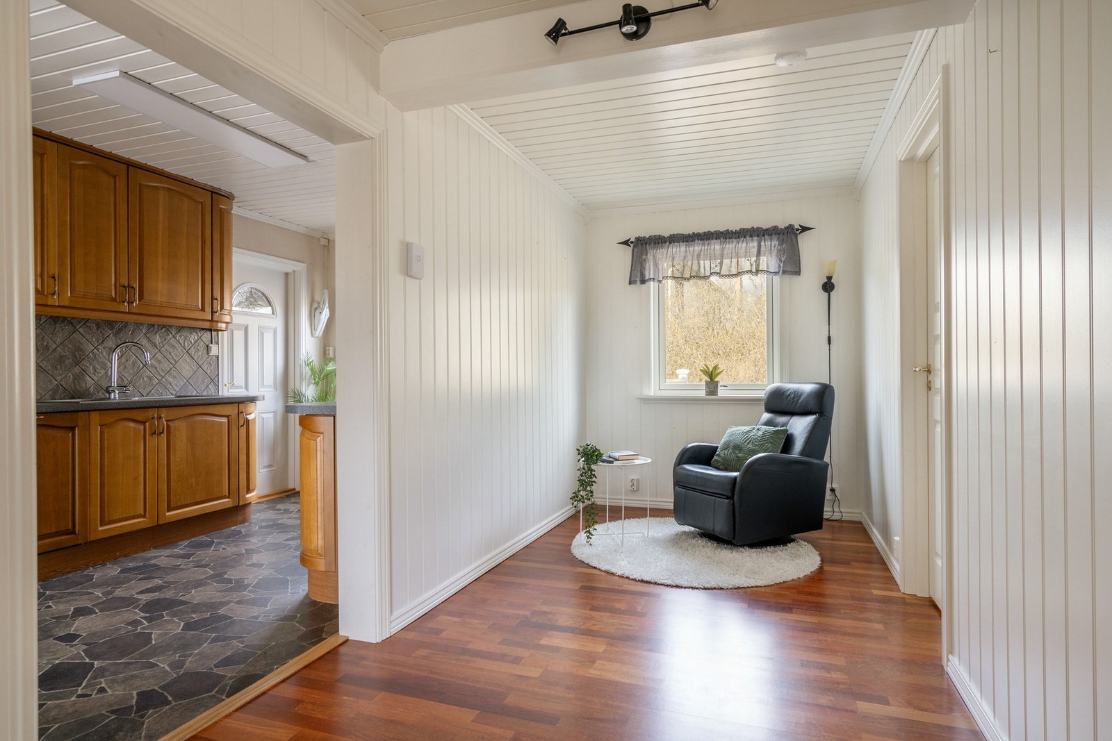 Mellomgang som feks. kan benyttes som kontor Galleribilde