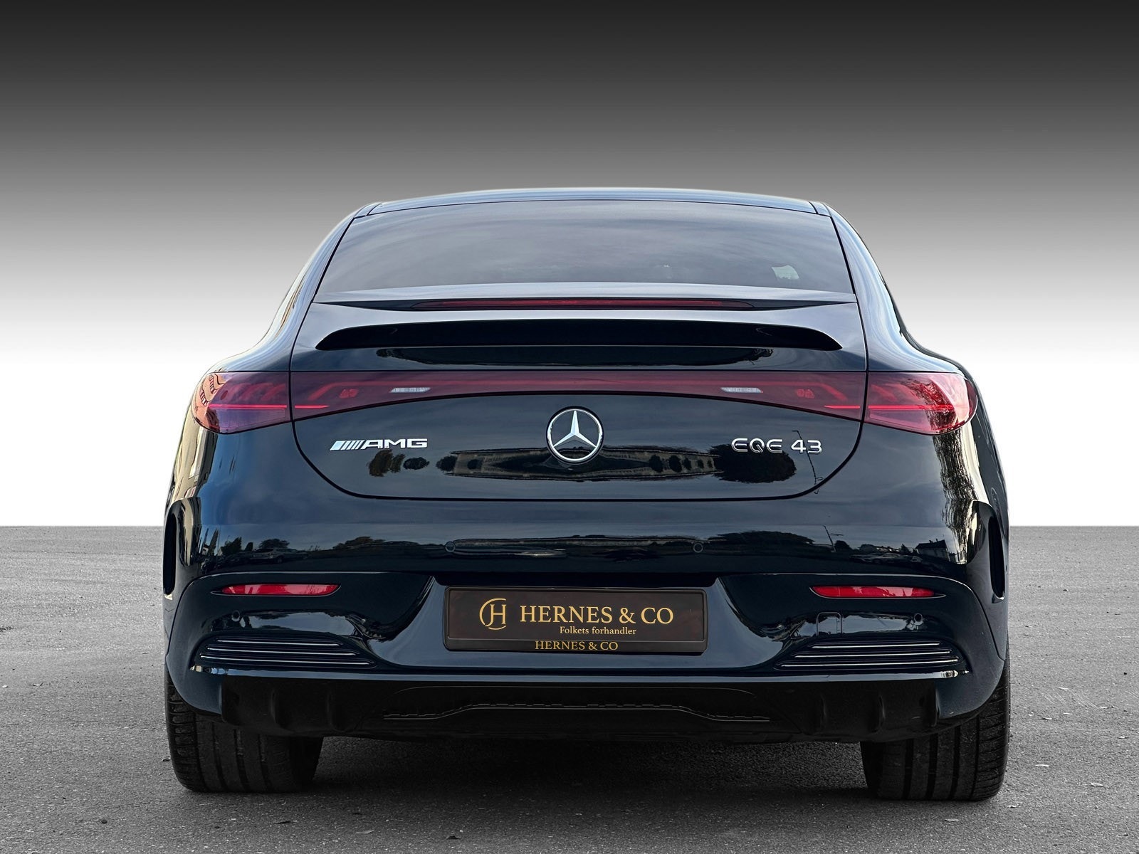 Mercedes-Benz EQE-Klasse 6