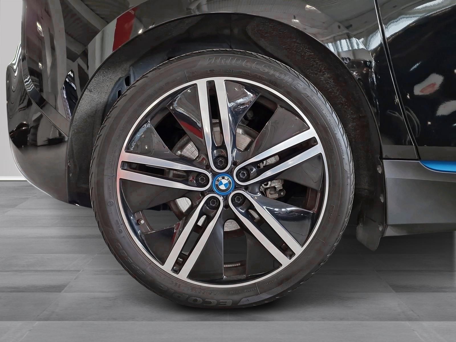 BMW i3 24