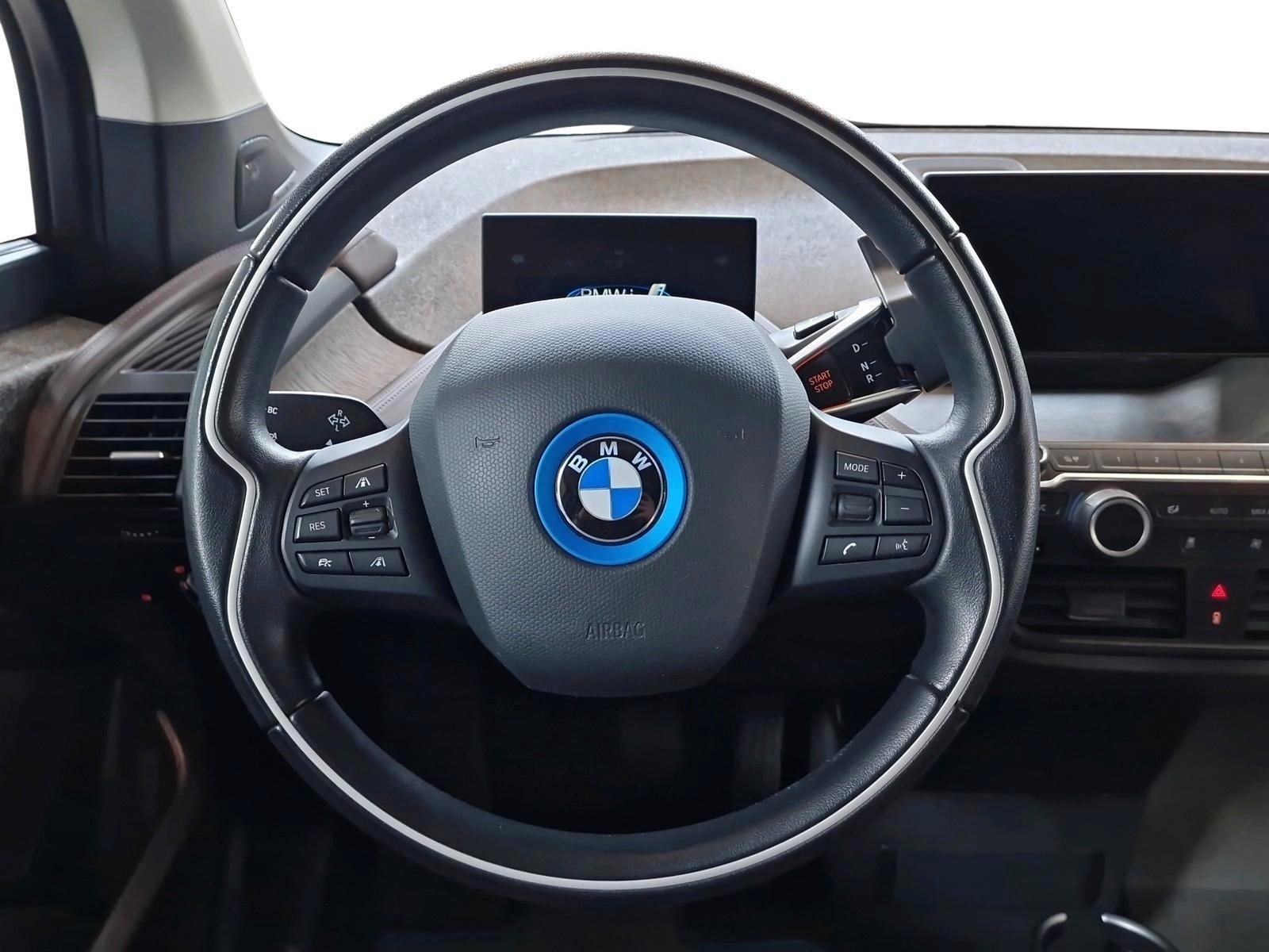 BMW i3 9