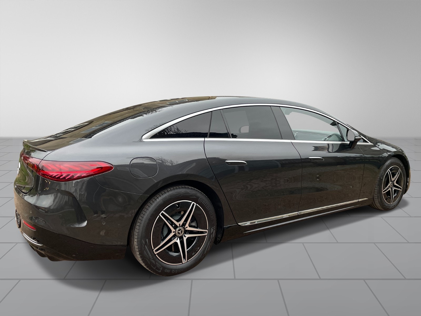 Hovedbilde av Mercedes-Benz EQS450+