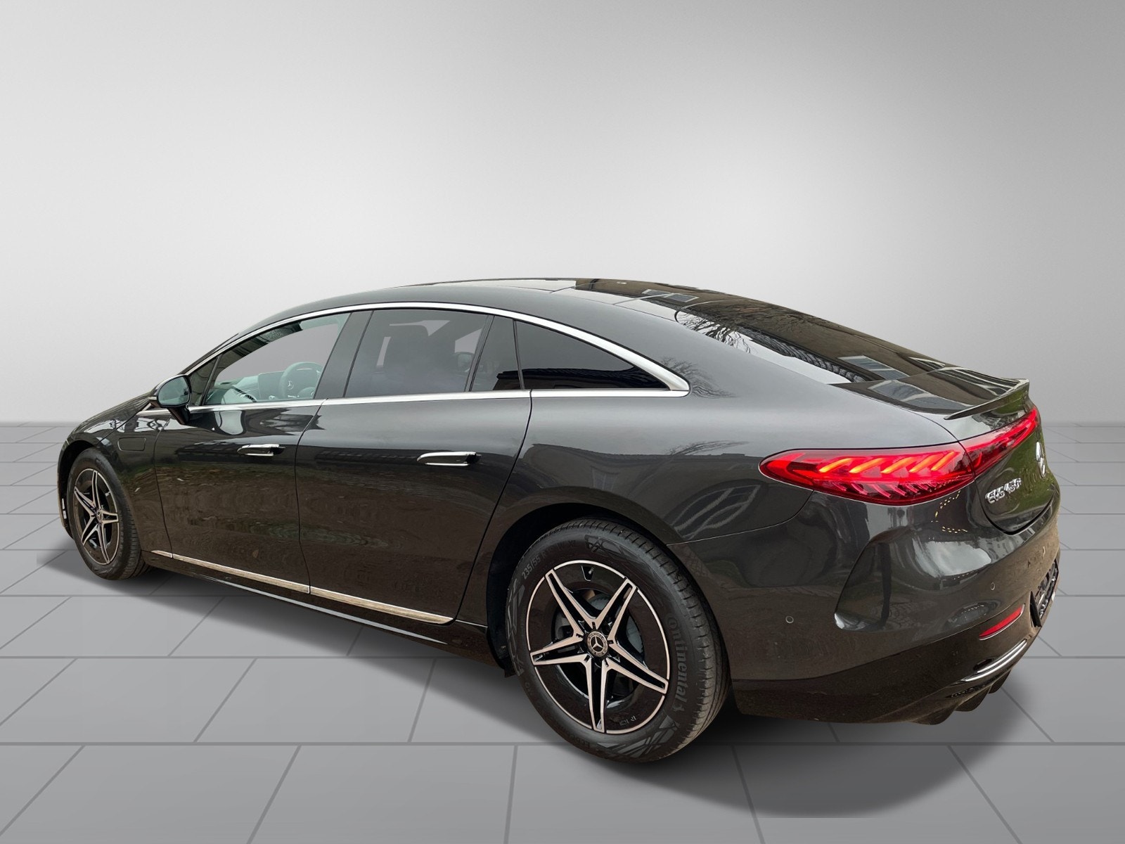 Hovedbilde av Mercedes-Benz EQS450+