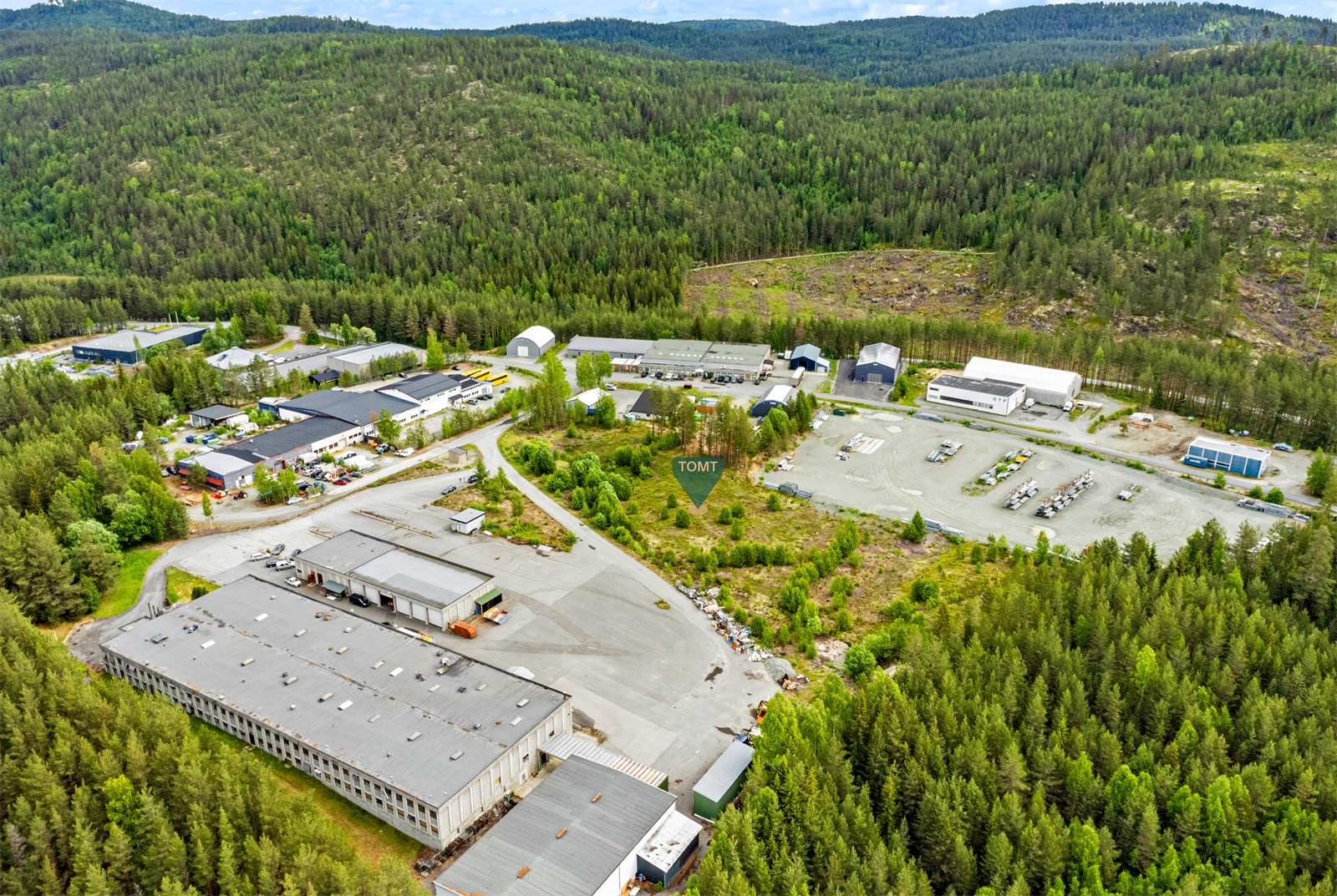 Næringstomten er i dag eid av Krødsherad kommune. Det er ikke utformet detaljeregulering for området. Galleribilde