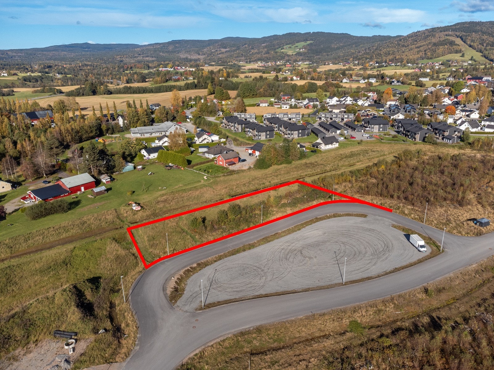 Nannestad kommune er i stadig vekst, og området består allerede av mye industri og næring, i tillegg til boligbebyggelse. Galleribilde