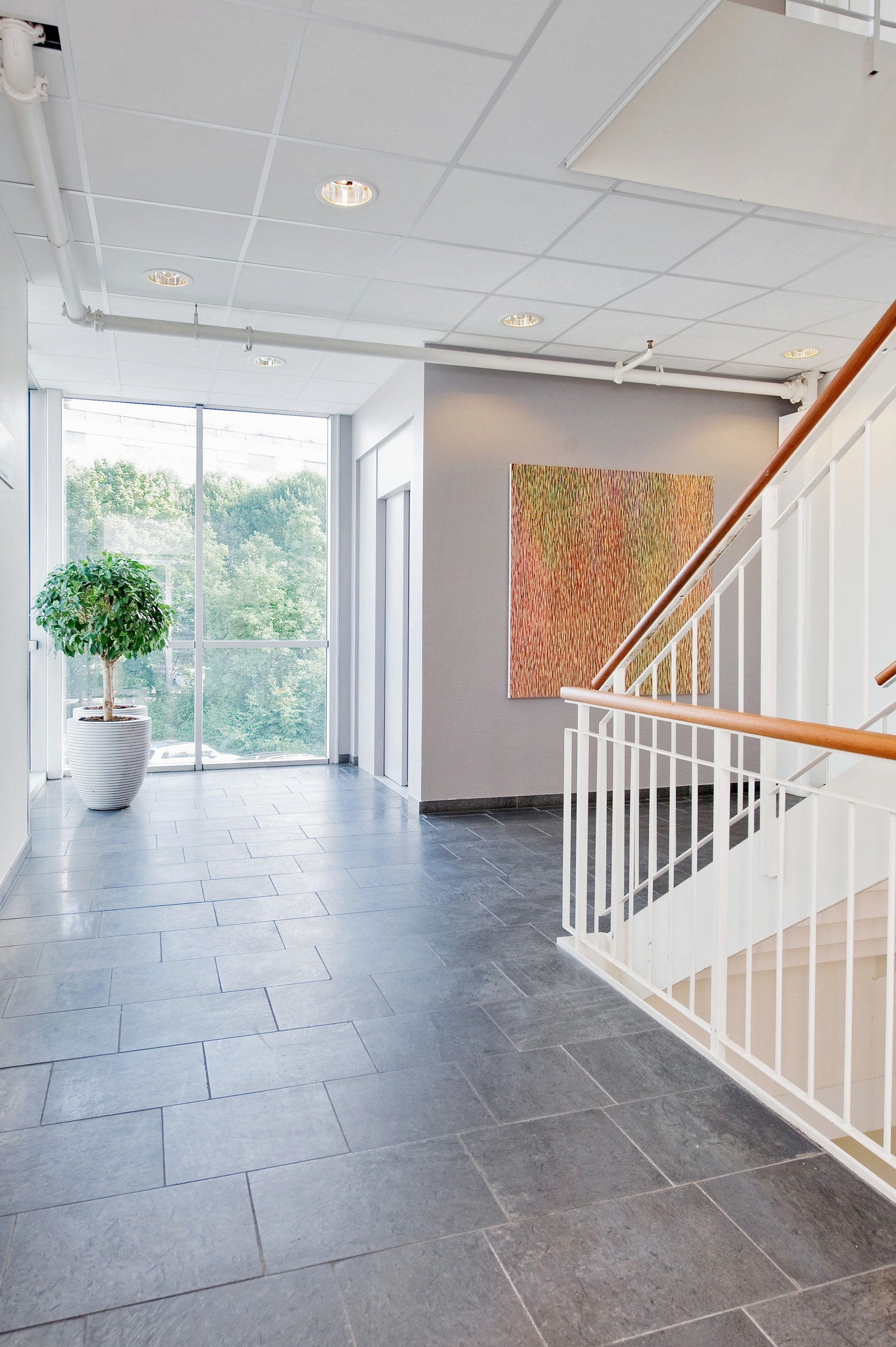 Felles trappegang i kontordel Galleribilde