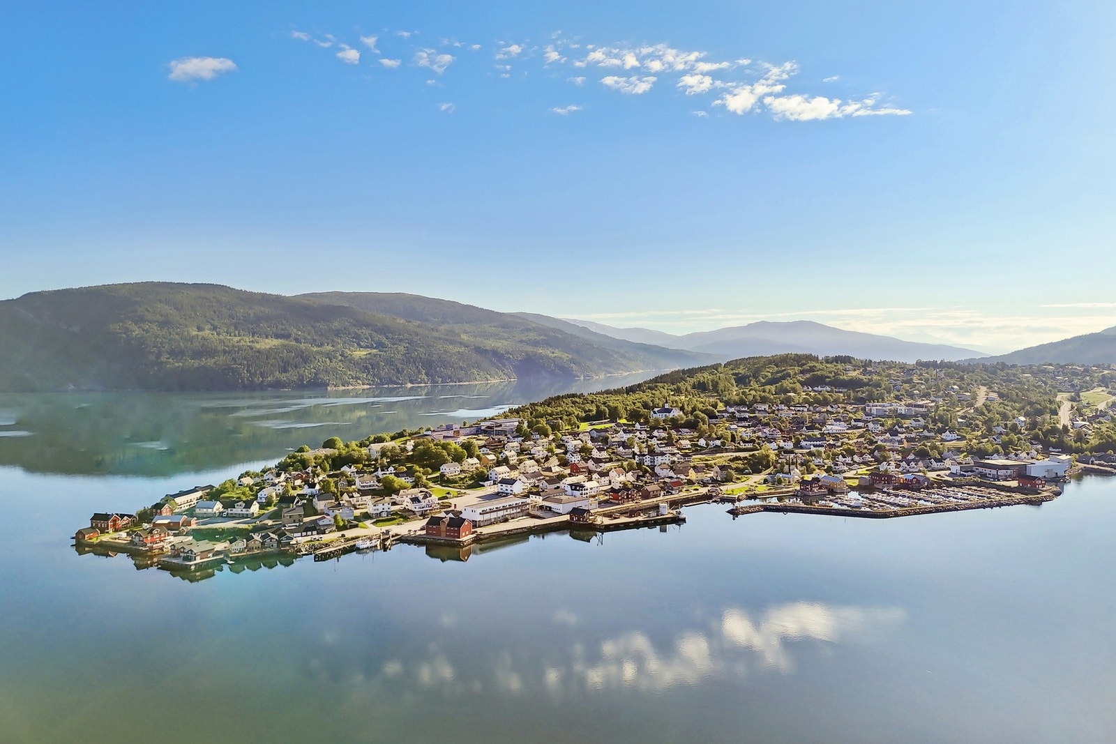 Oversikt over Hemnesberget Galleribilde