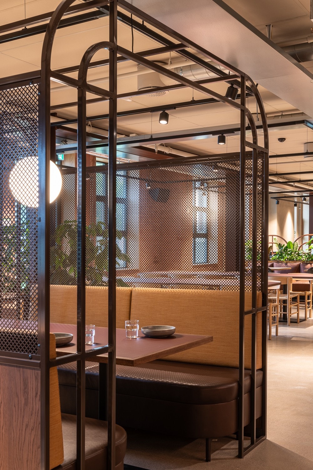 Splitter ny og elegant personalrestaurant og kaffebar i 1. etasje Galleribilde