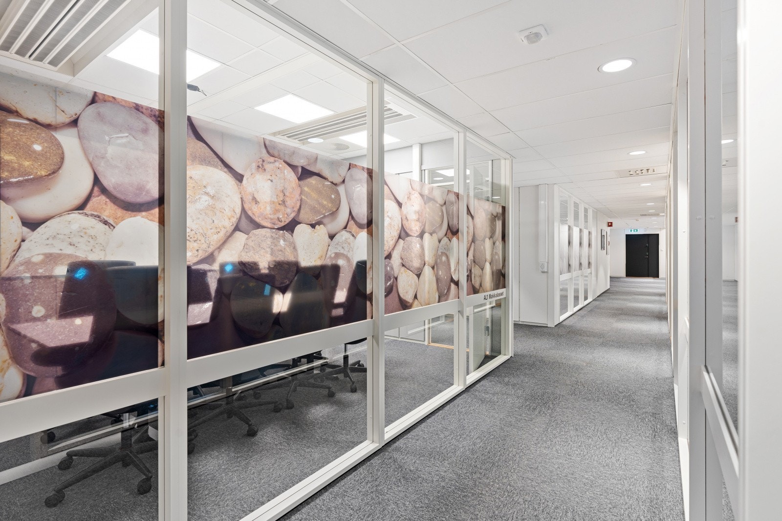 Møterom med skjermet innsyn Galleribilde