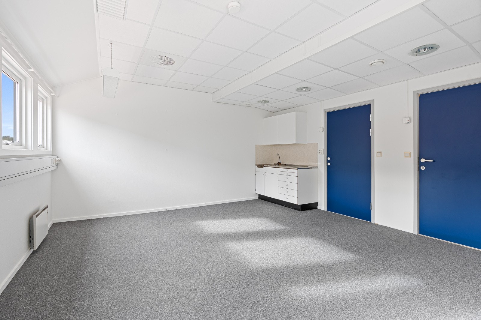 Egen kjøkkenløsning i hjørnet Galleribilde