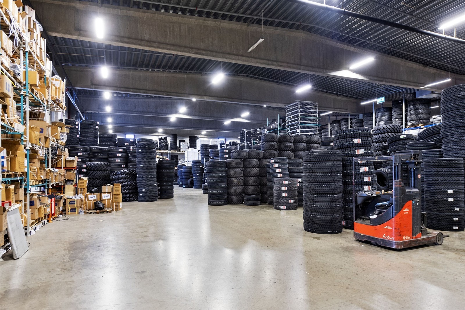 Tilnærmet søylefrie lagerhaller Galleribilde